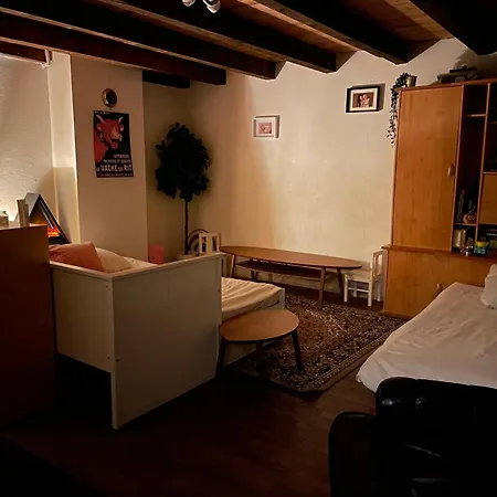 Dharma Farm Retreat Mijoux